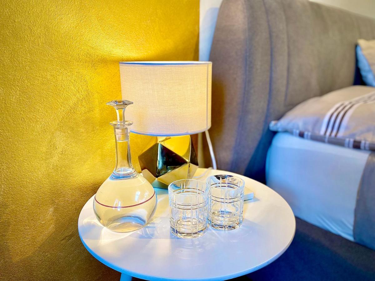 Golden Suite Marta Malpensa Milano-Laghi Busto Arsizio Kültér fotó